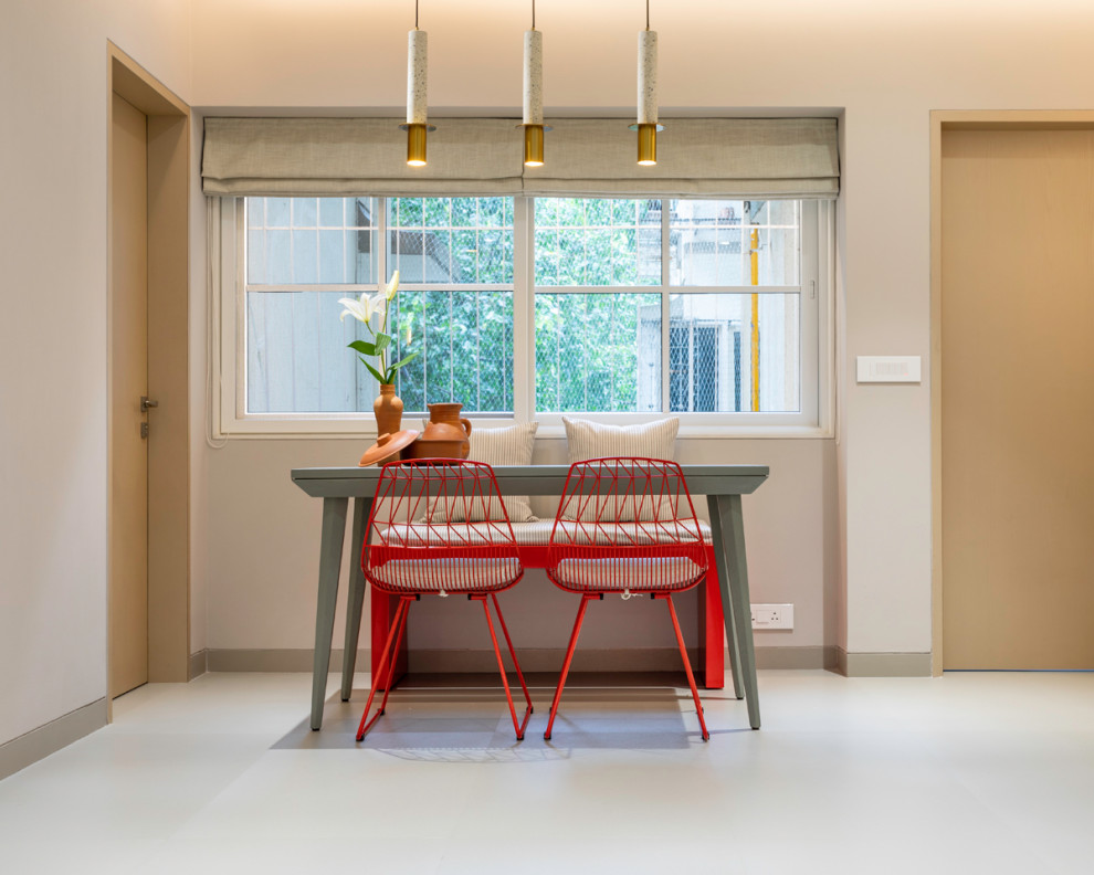 Photo of a contemporary dining room in Mumbai.