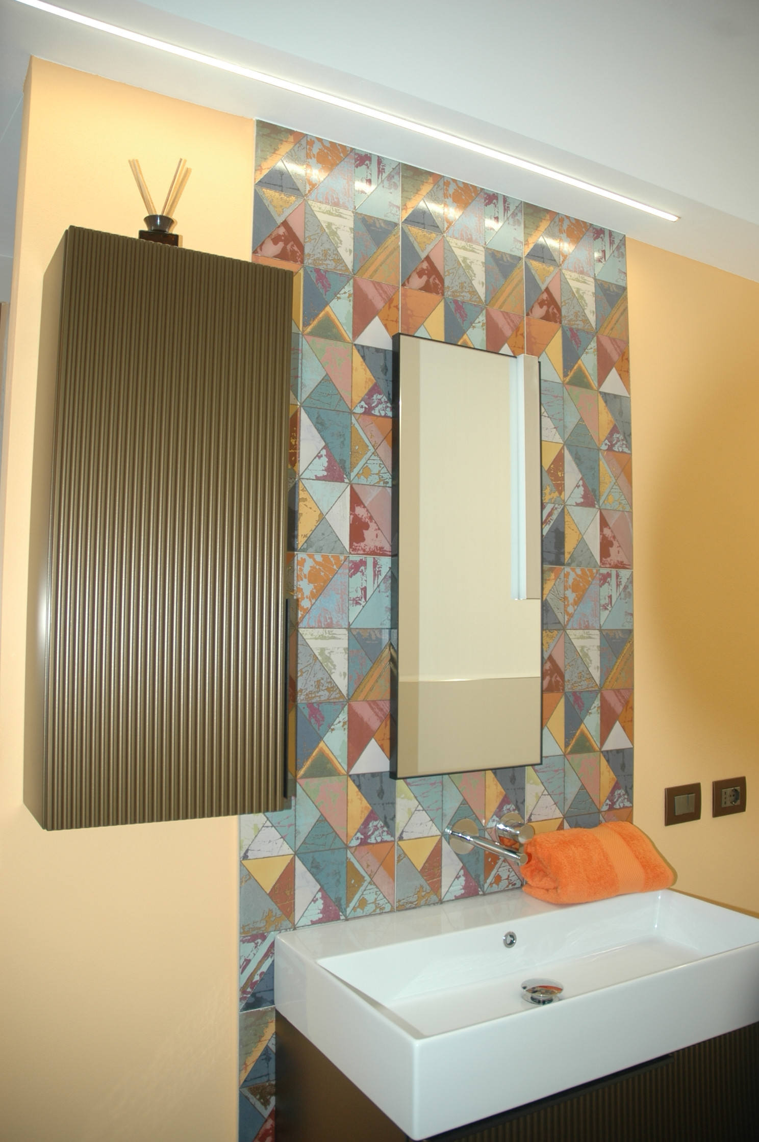 BAGNO A TUTTO COLORE !