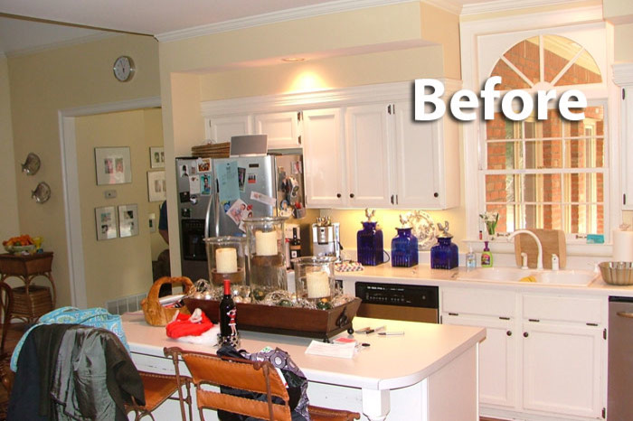 Inspiration for a mid-sized timeless home design remodel