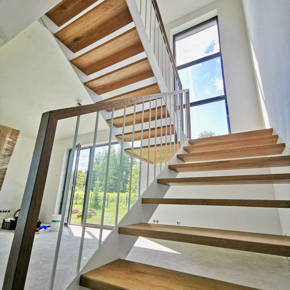 П-образная лестница с площадкой