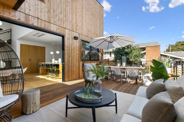 Coastal Modern contemporary-deck