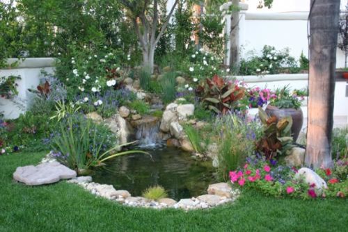 Water Features american-traditional-garden