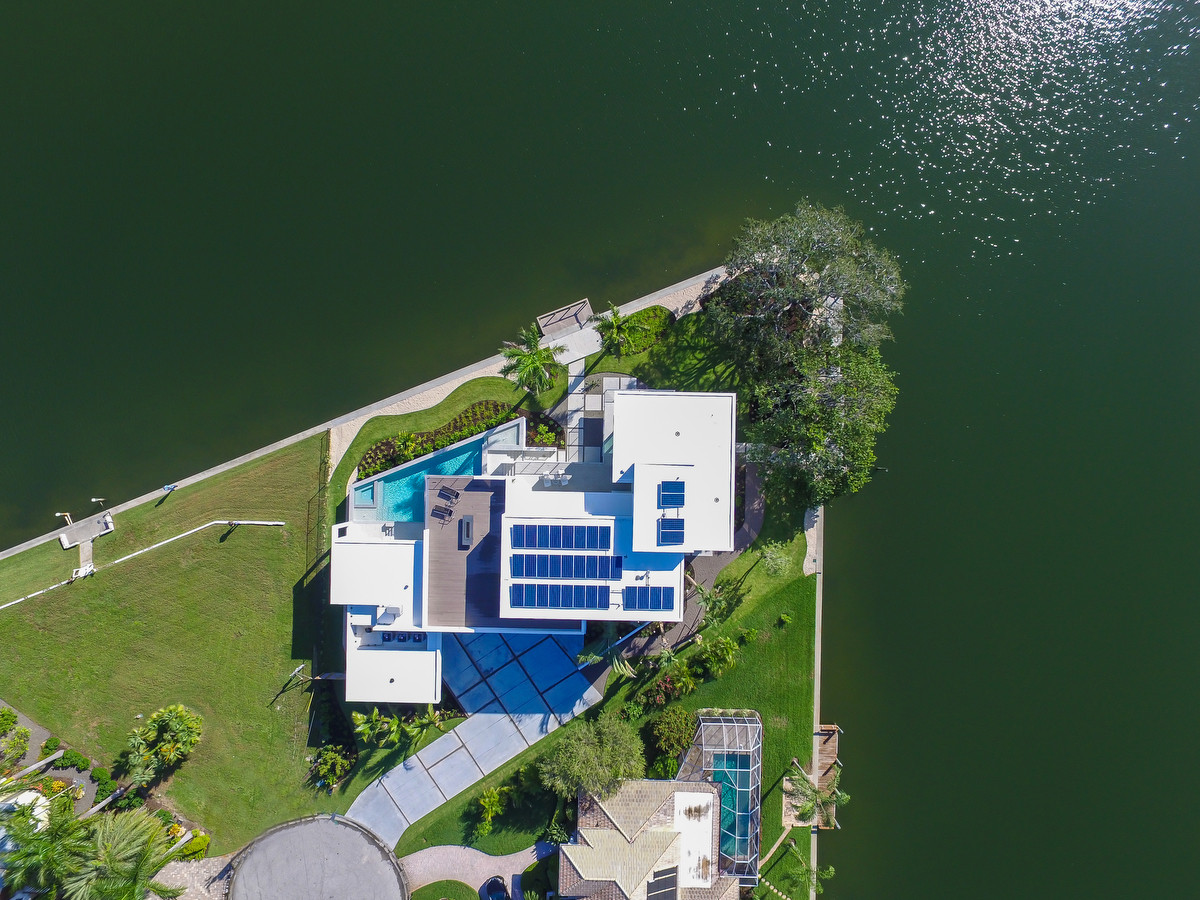 Modern waterfront beauty on Longboat Key. Energy Star, Zero Energy, Sustainable.