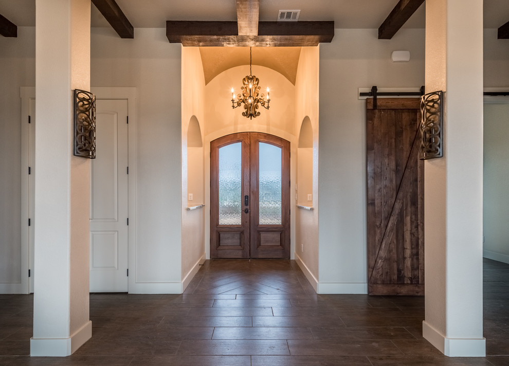 Home design - transitional home design idea in Austin