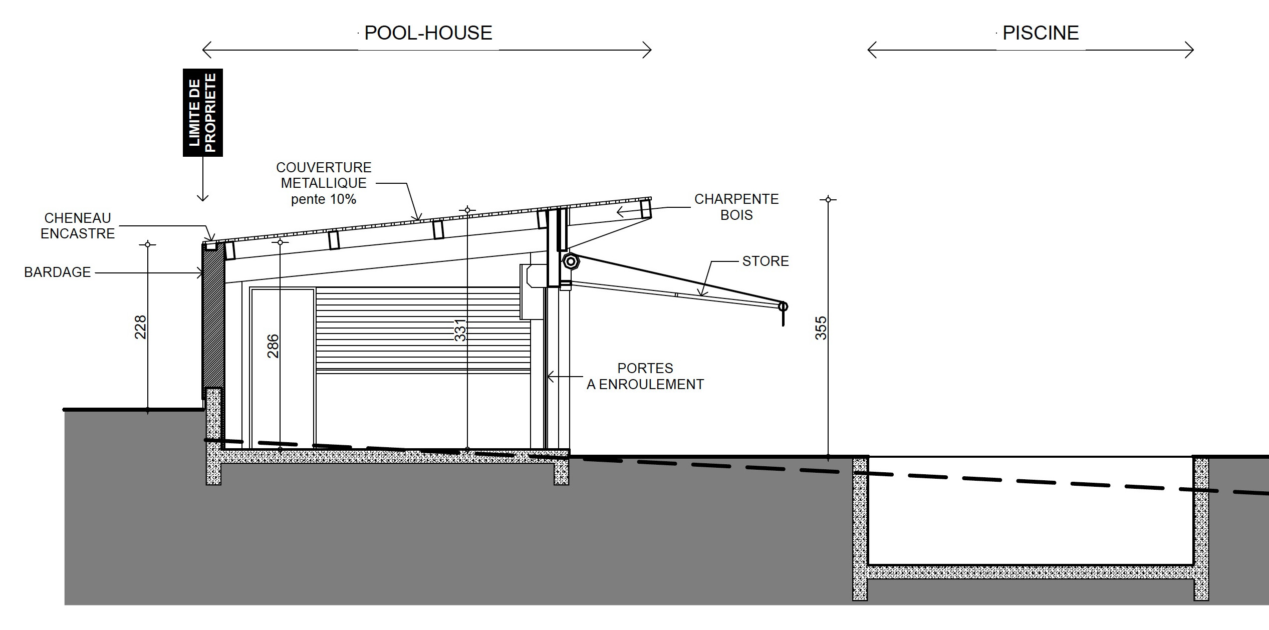 POOL-HOUSE à MAURIAC