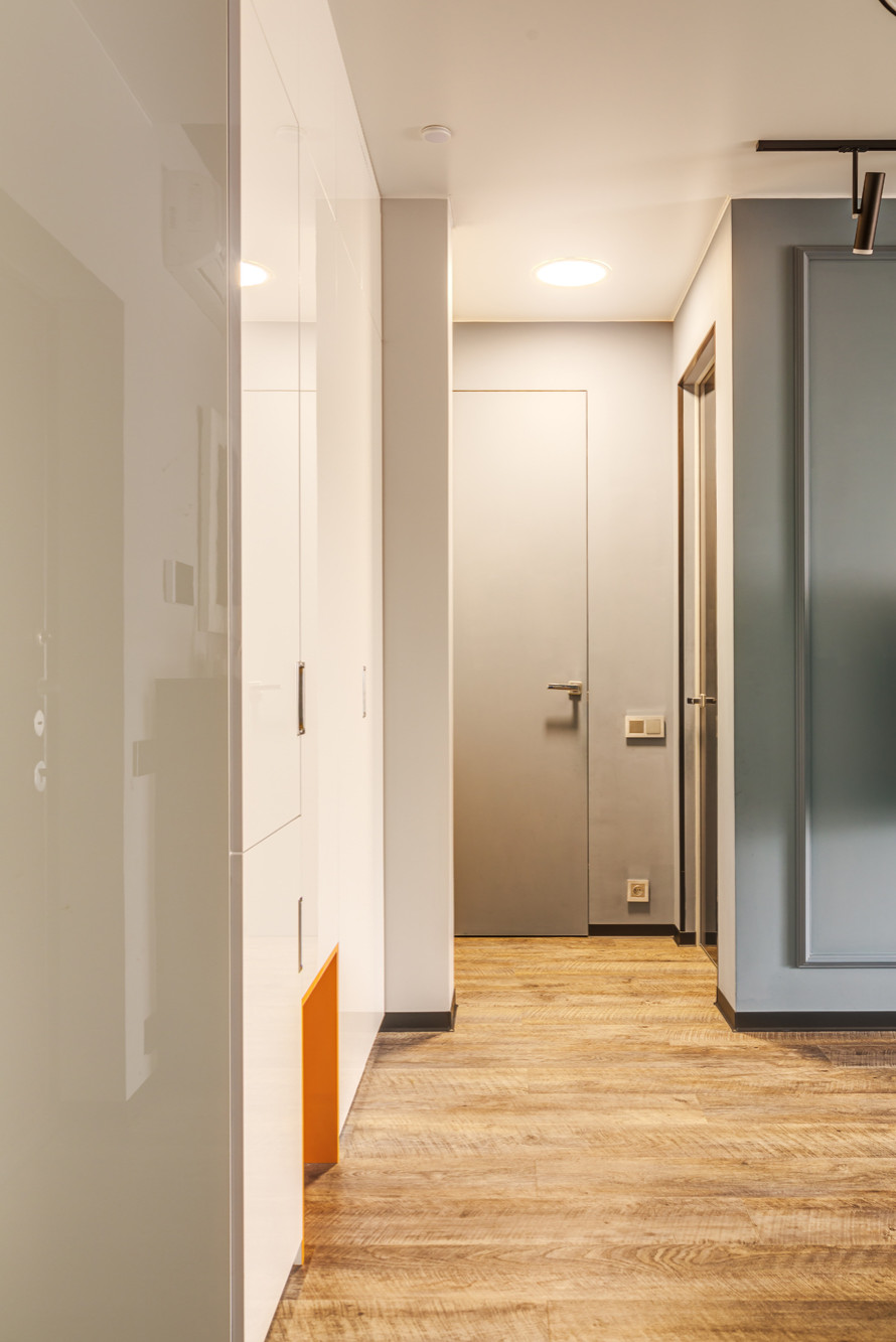 Современный и Яркий