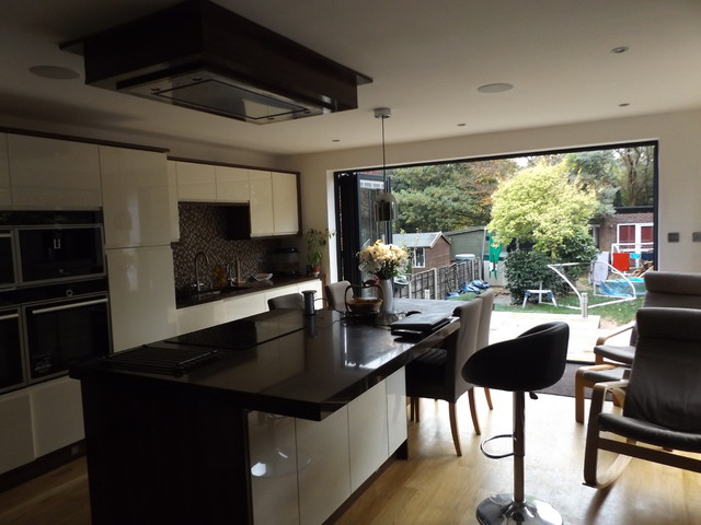 Open plan kitchen refurbishment with structural altertions contemporary-fasad