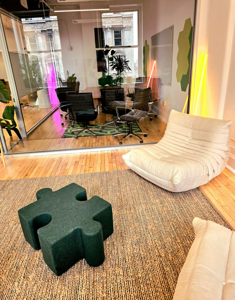 Soho tech office