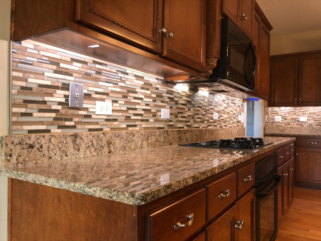Backsplash Installation kueche