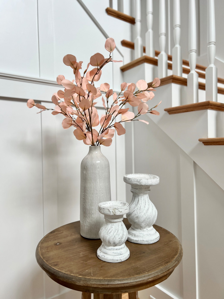 Home design - transitional home design idea in Boston