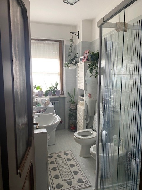 Il secondo bagno prima dell'intervento di restyling