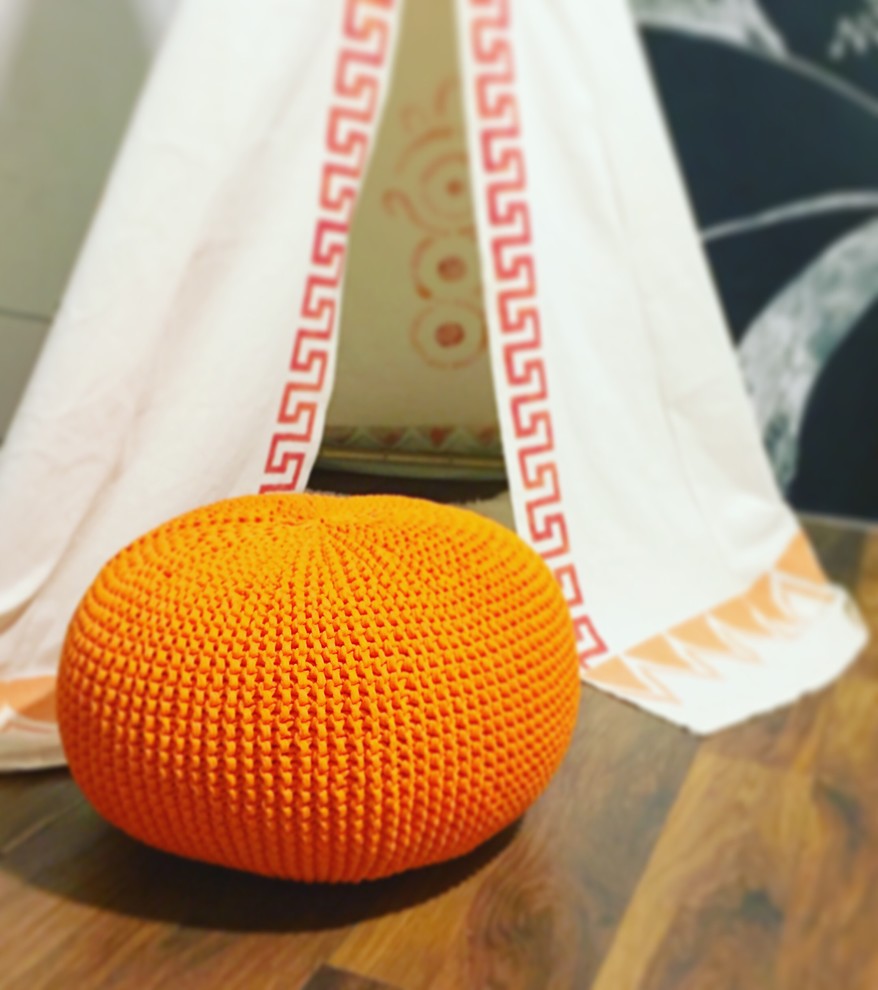 Вязаный Пуф