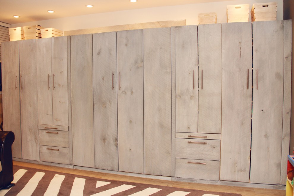 Basement - large rustic basement idea