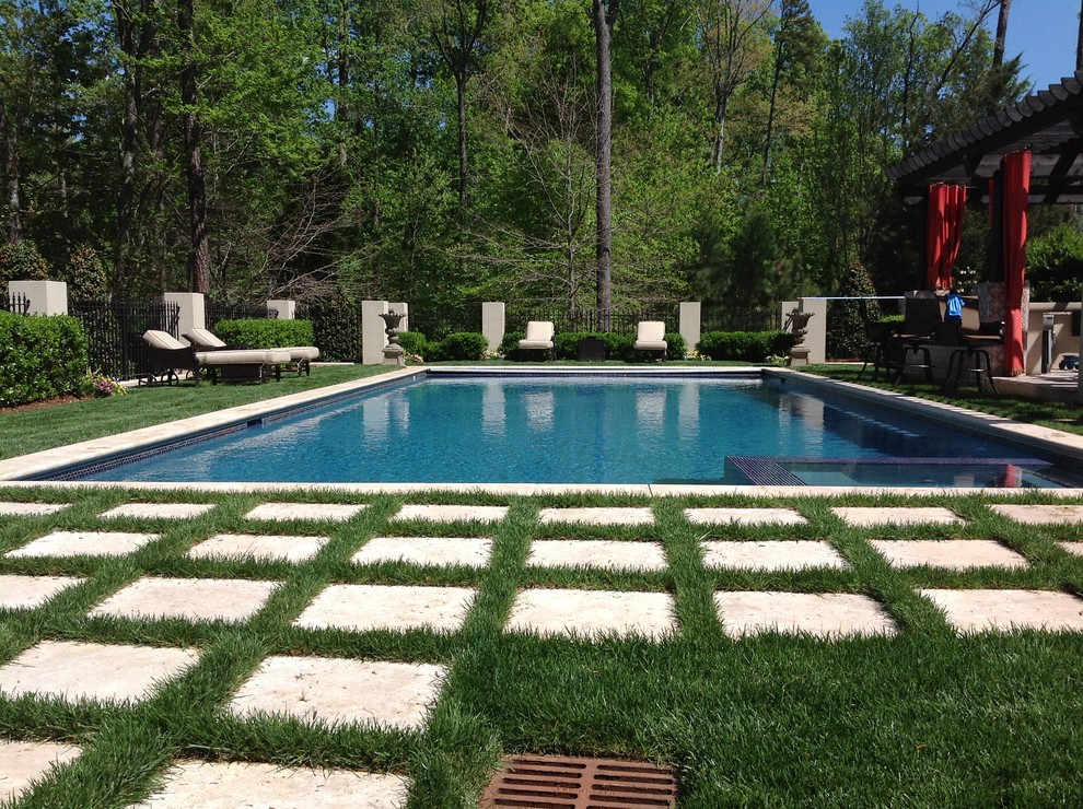 Example of a classic pool design in Raleigh