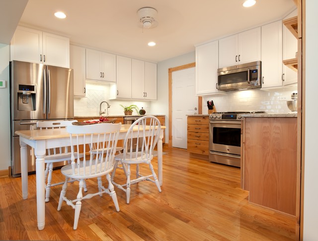 Classic cape cod traditional-kitchen