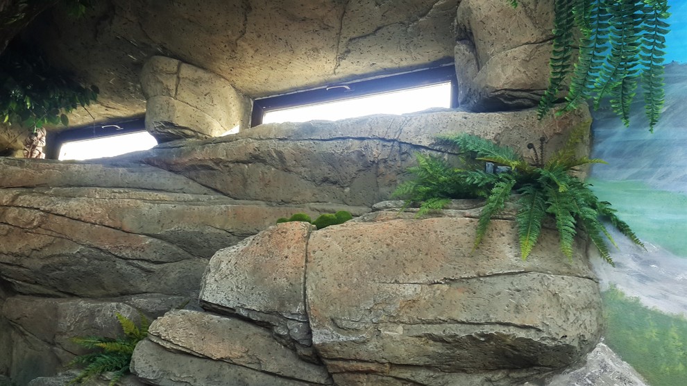 Искусственные скалы.