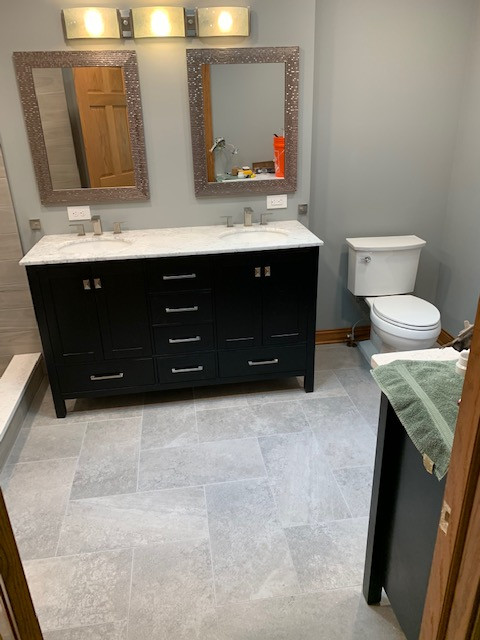 Orland Park - Master Bathroom