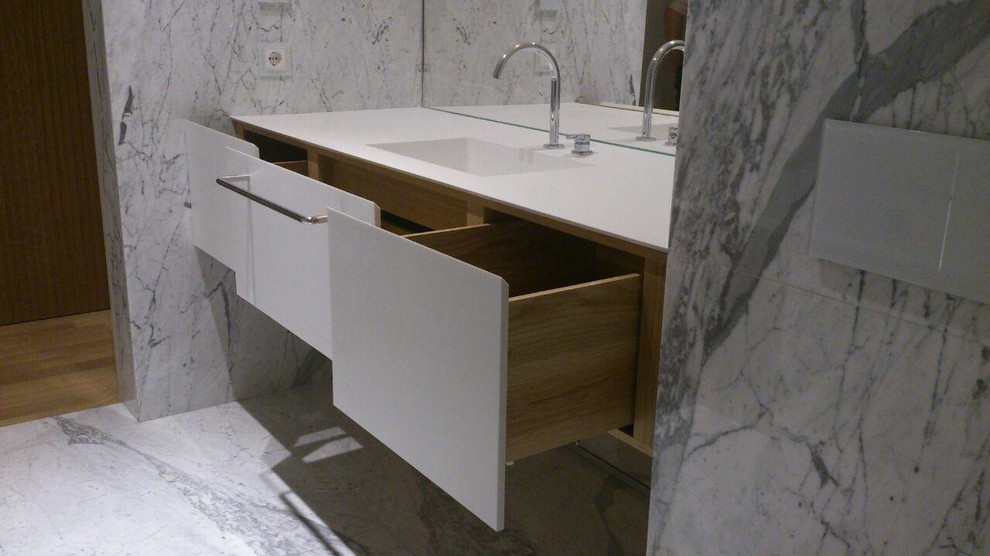 Столешницы и раковины для ванной из искусственного камня