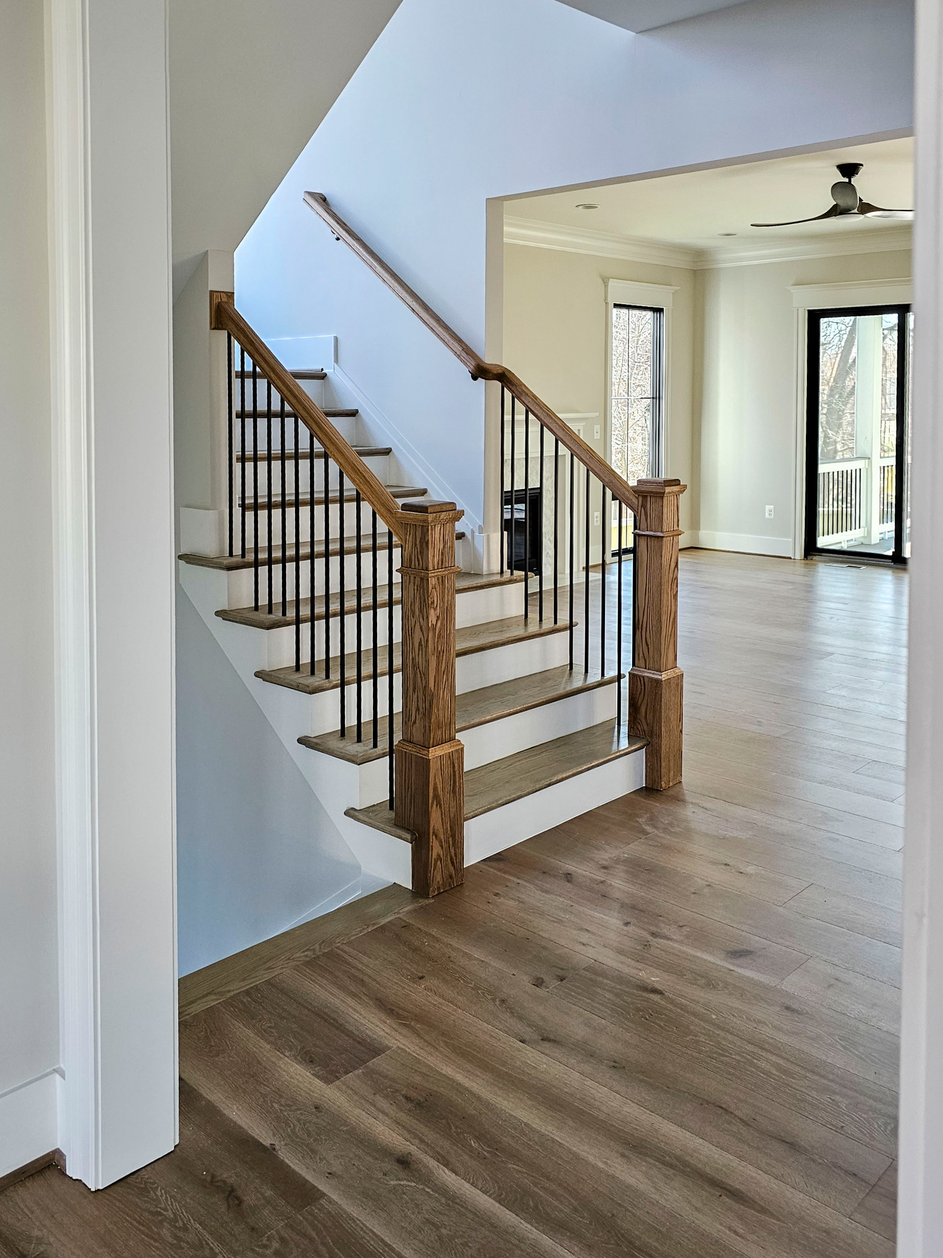 105_Modern and Bold U-Shaped Staircase, Vienna VA 22180