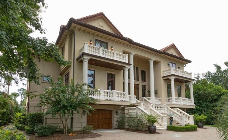 Custom Home by Sanddollar Inc
