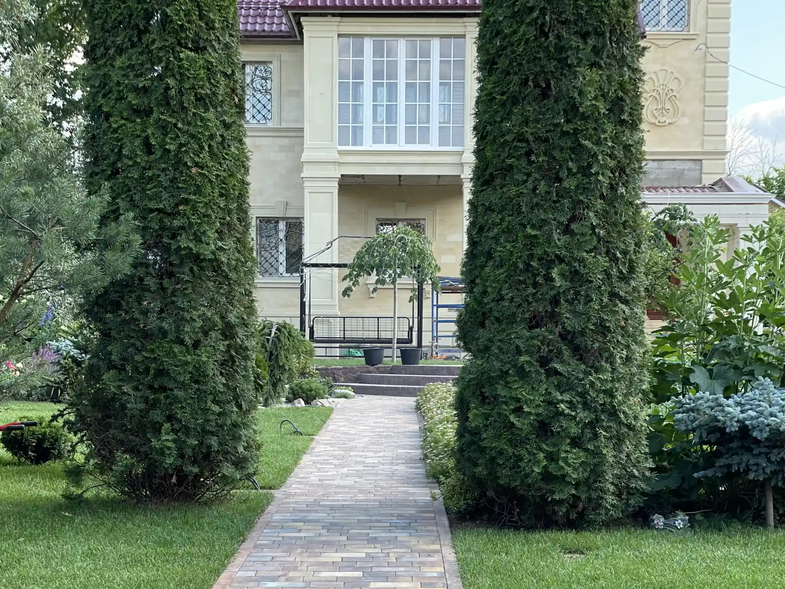 «ШЕРШЕ-ЛЯ-ФАМ»