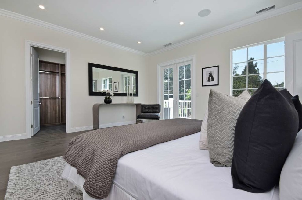 Студио Сити - Лос Анджелес. Дом в стиле кейп-код.