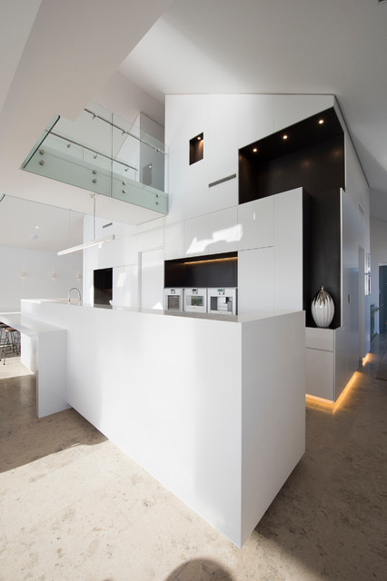 Beach House modern-kitchen