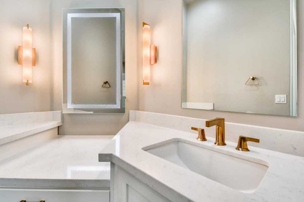 Gold sink faucets