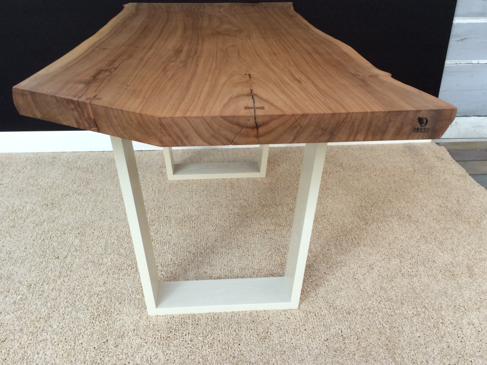 Столы из массива