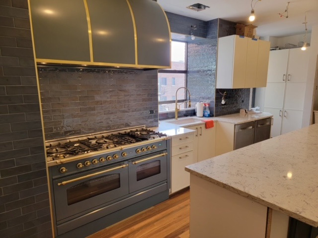 KITCHEN: tile example 