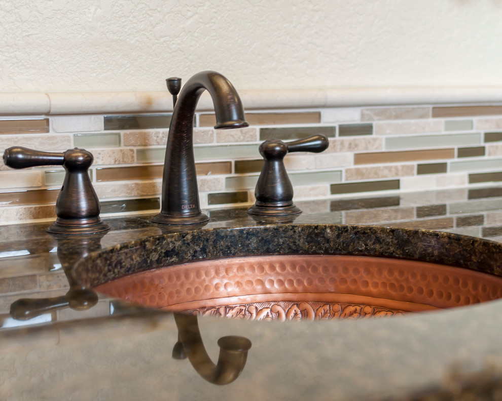 Bathroom - bathroom idea in Denver