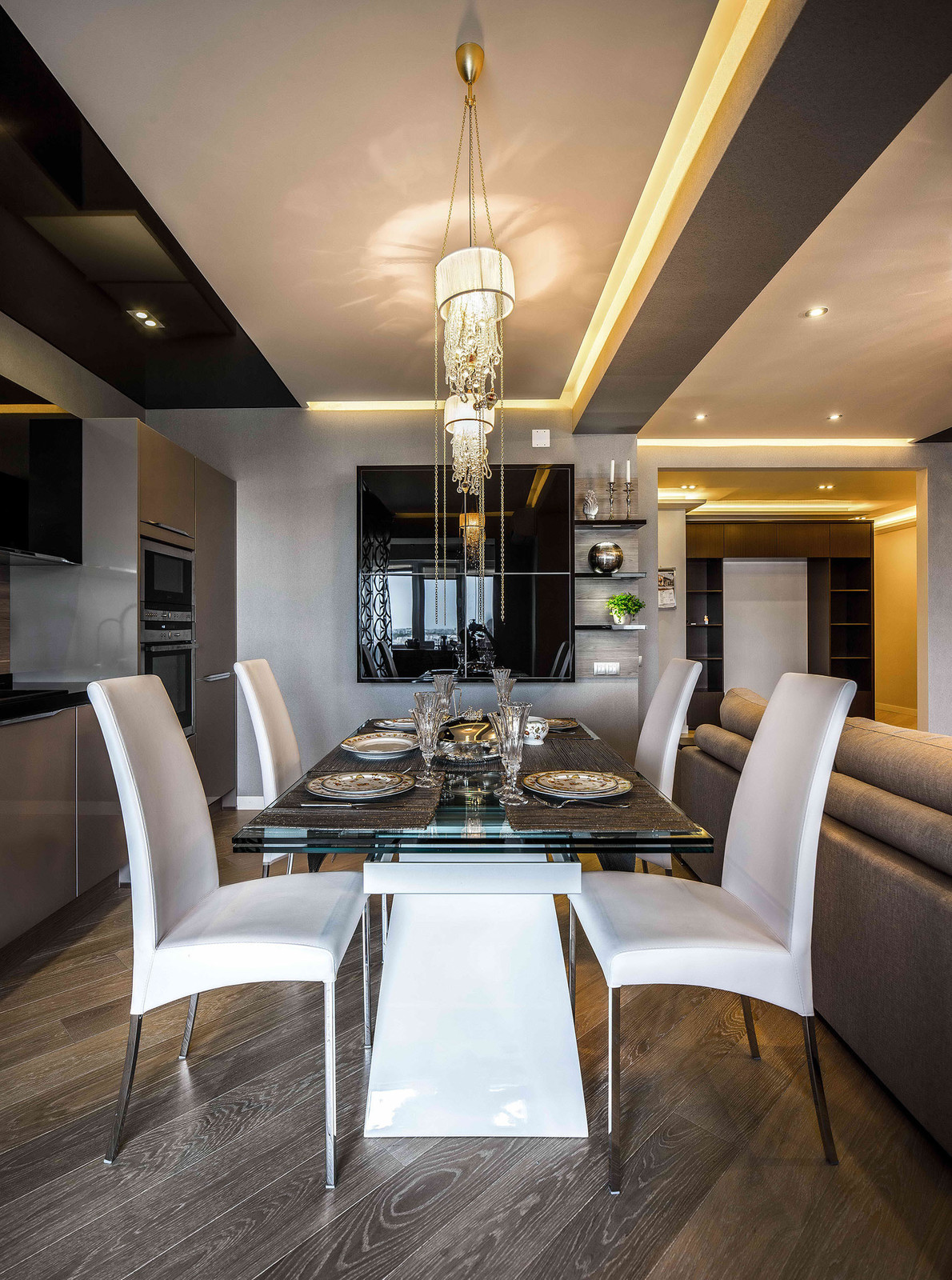 Интерьер с видом на Волгу