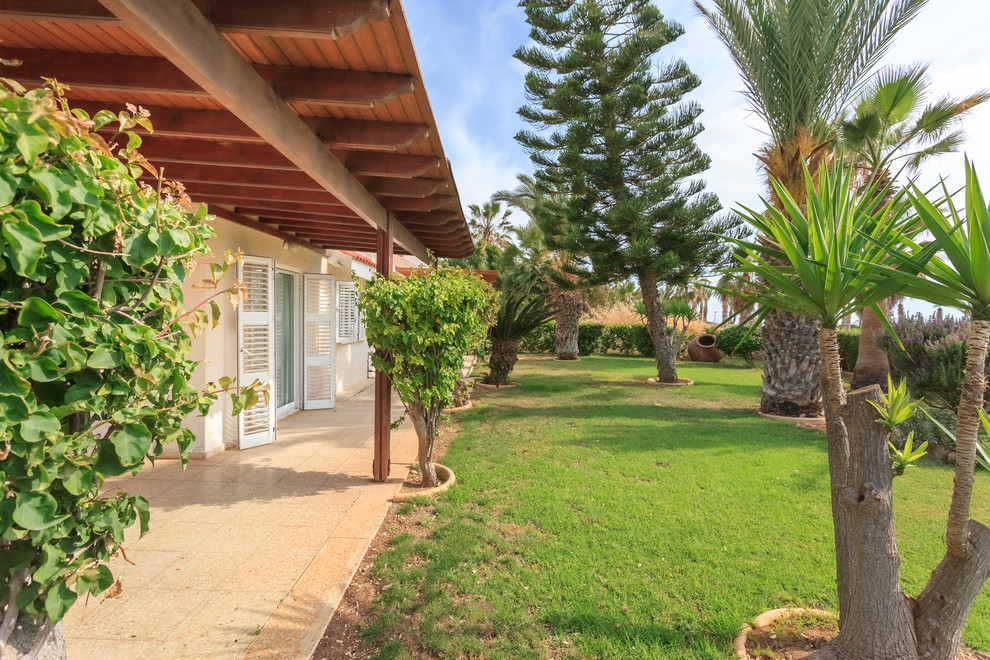 Вилла на берегу моря Кипр, Пафос