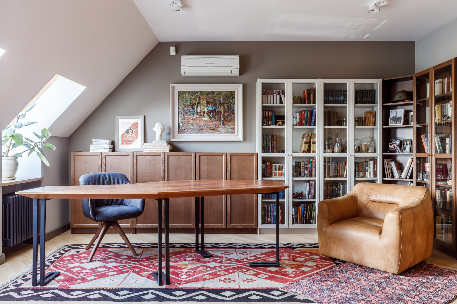 Кабинет в мансарде