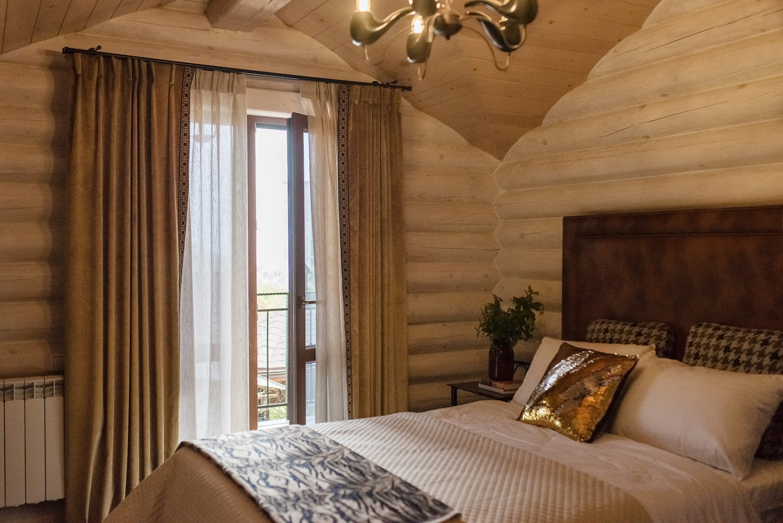 Ветвь кипариса