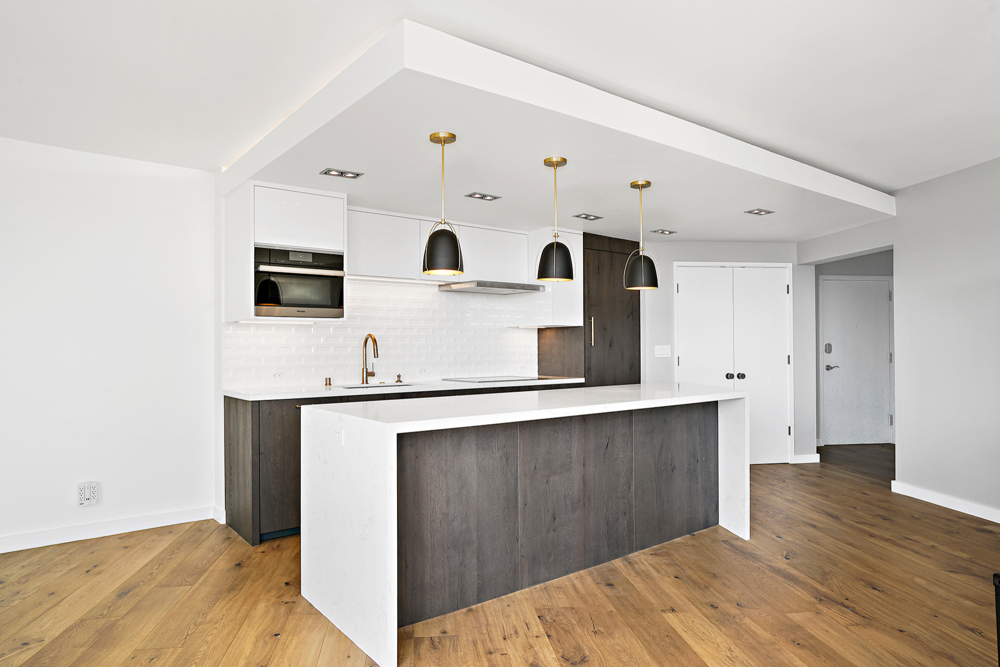 Contemporary New Kitchen Design