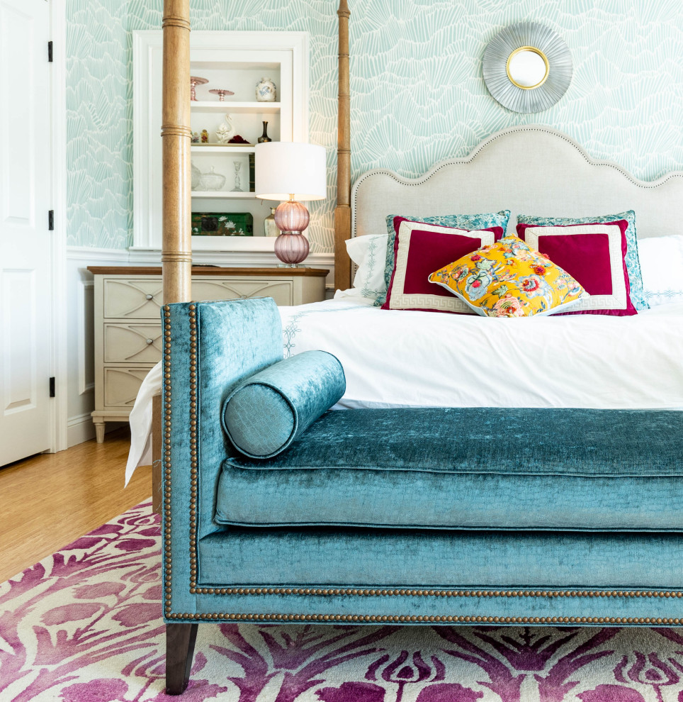 Example of a transitional home design design in Boston