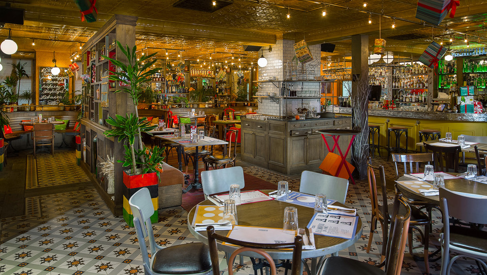 Интерьер ресторана Пряности и радости на Цветном