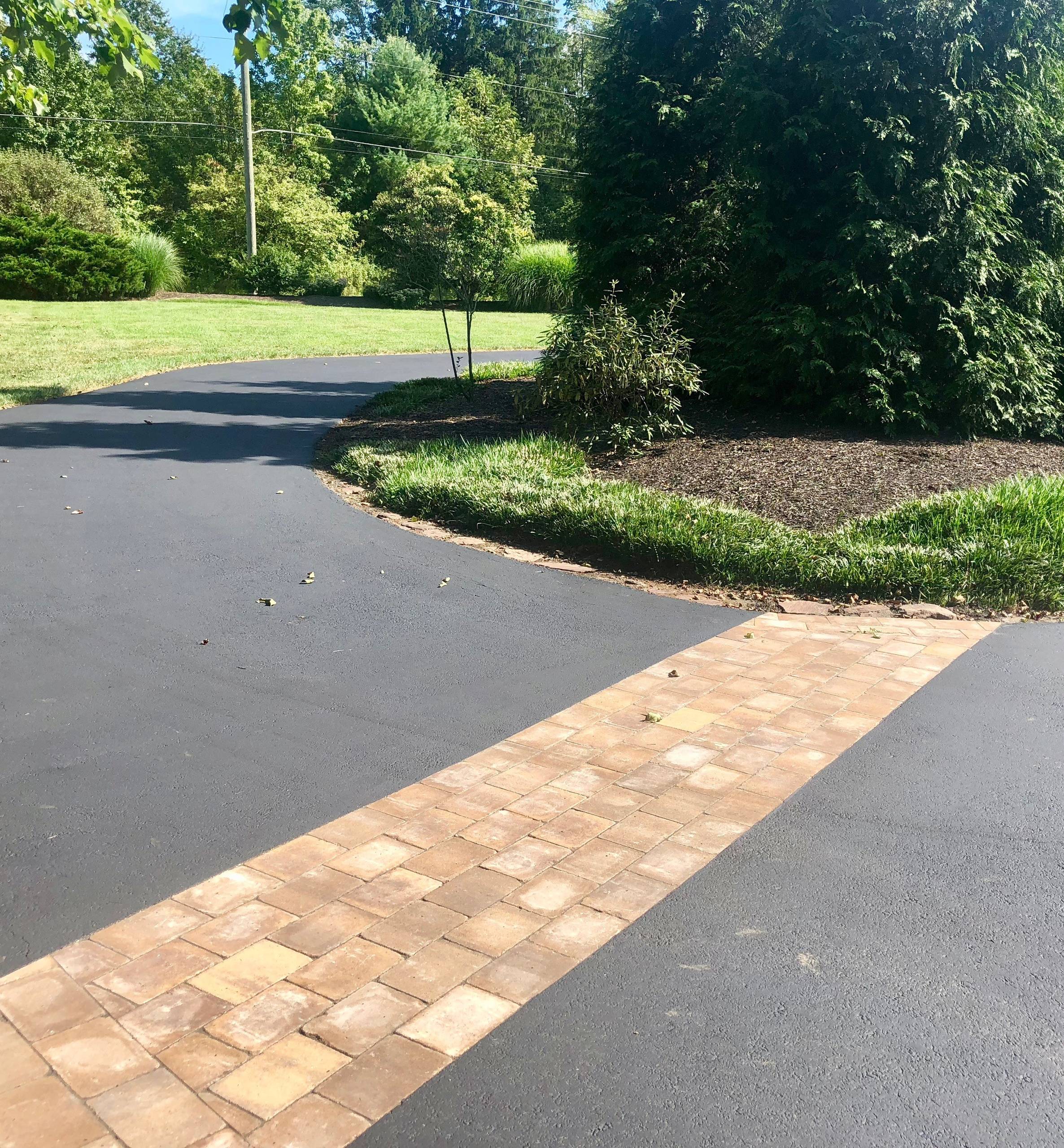 Driveways with Paver Accents