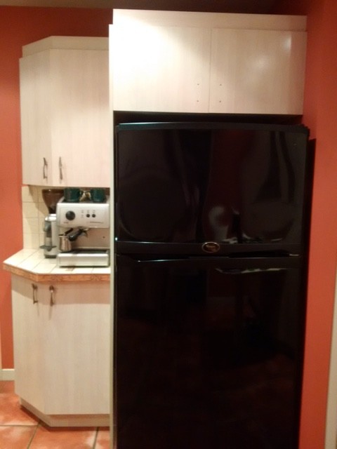BEFORE - Kitchen - Two Tone Traditional