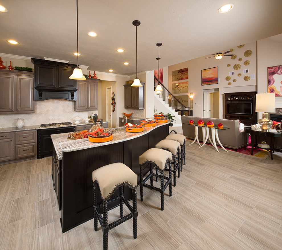 Transitional kitchen photo in Houston