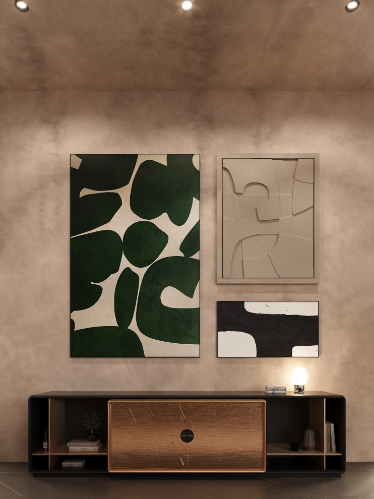 Inspiration pour un couloir minimaliste avec un mur gris, un sol en bois brun et un sol marron.