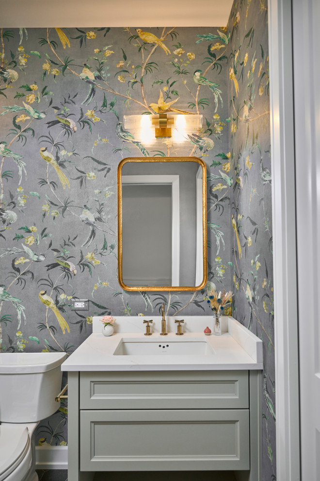 Example of a classic powder room design in Chicago