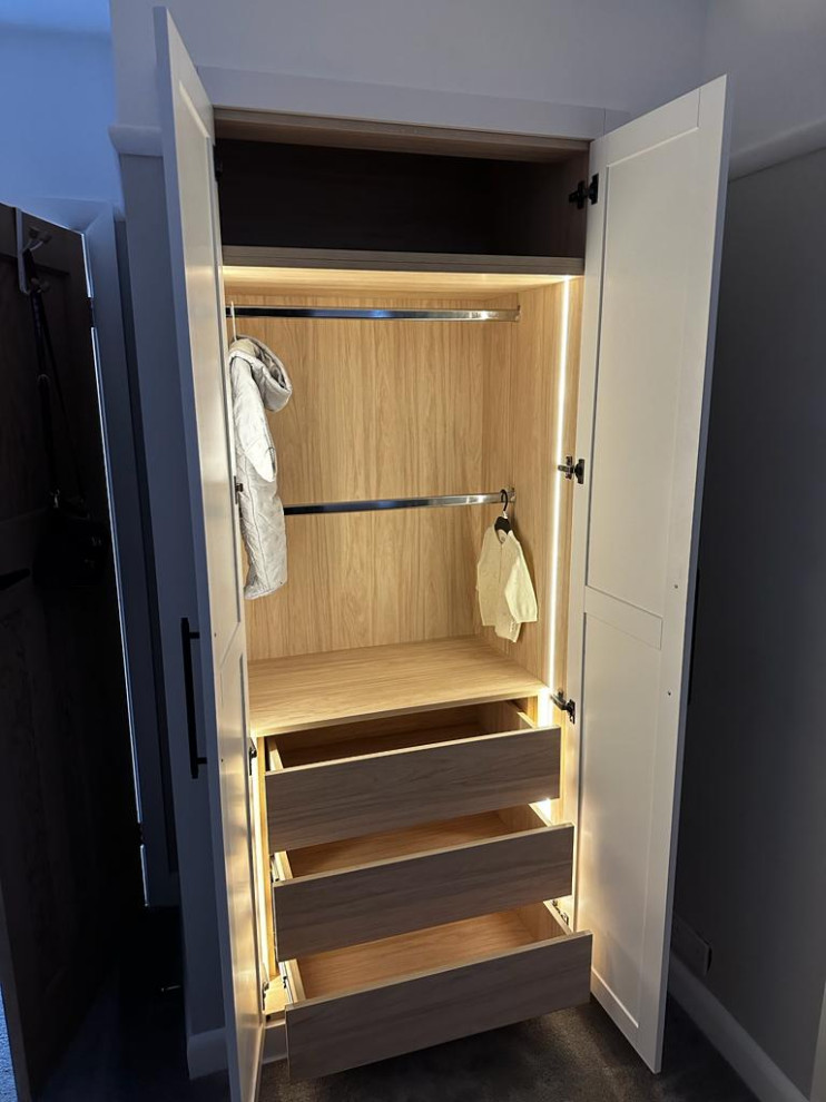 BABY'S WARDROBE