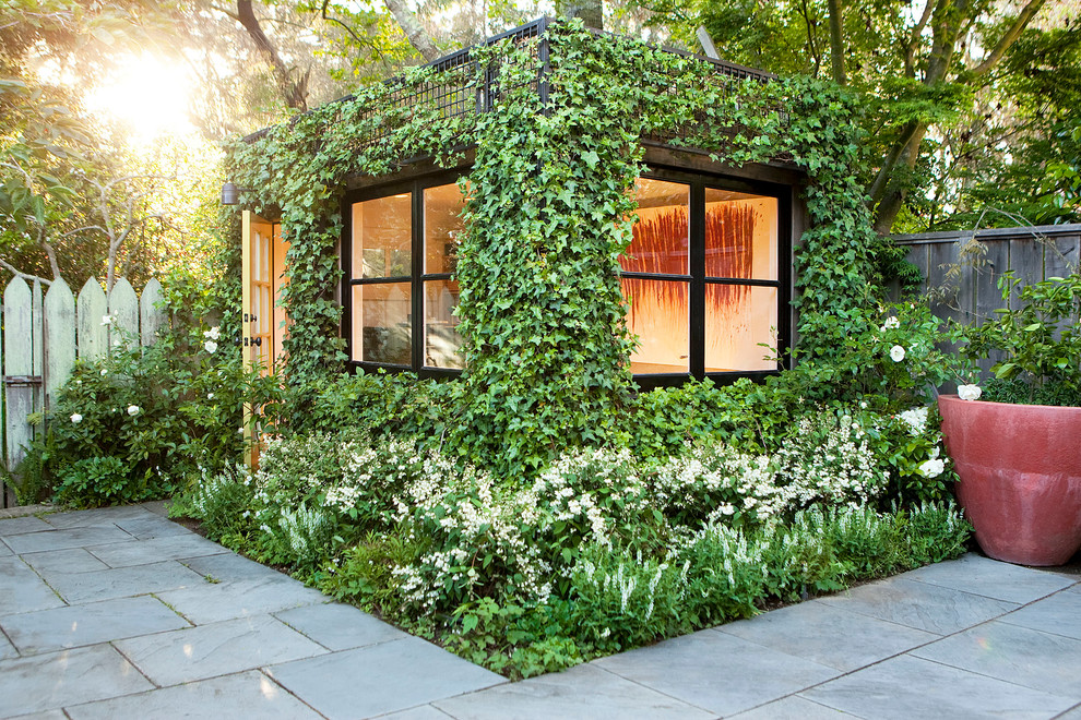 Design ideas for a modern detached garden shed in San Francisco.