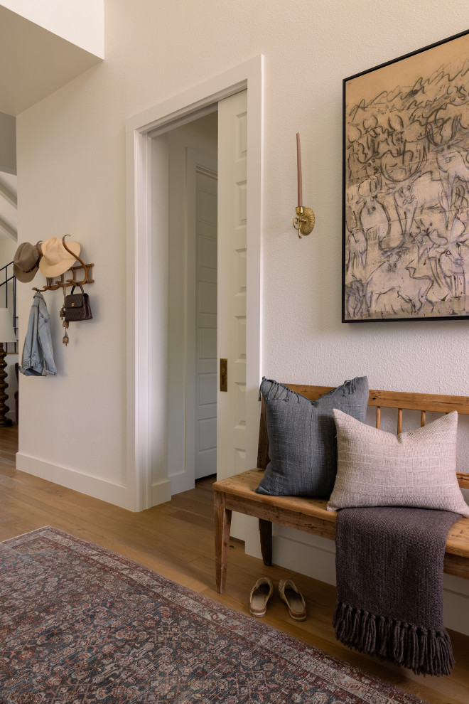 Home design - transitional home design idea in Austin