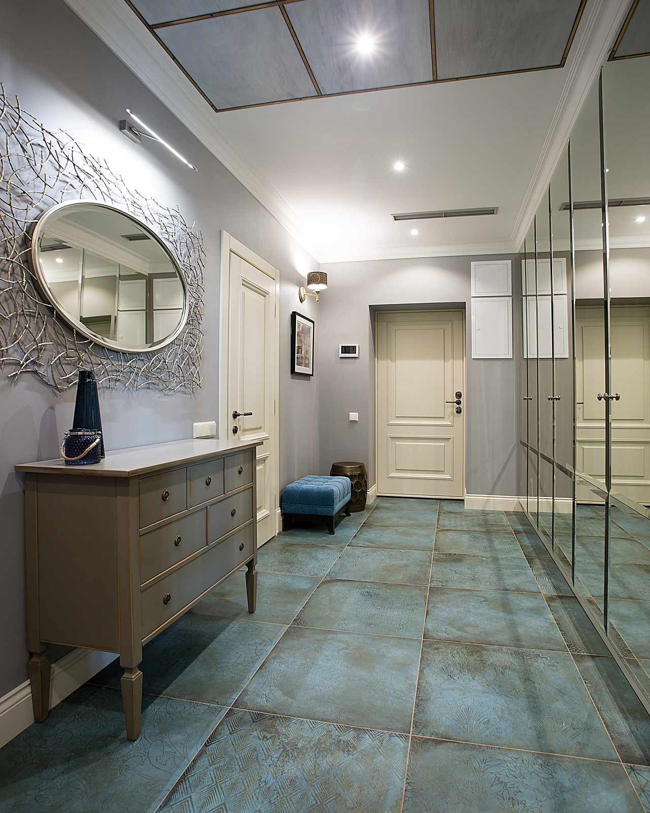 Трехкомнатная квартира с винтажными акцентами