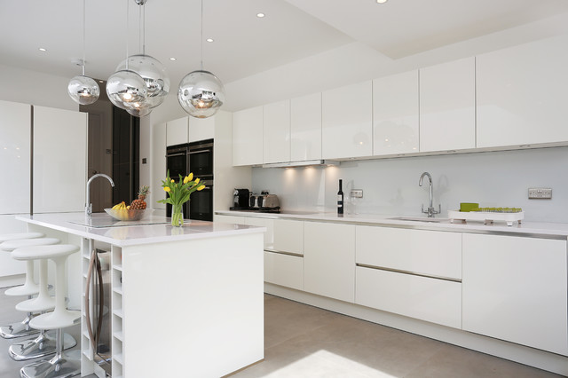 white gloss island kitchen - contemporary - kitchen - london