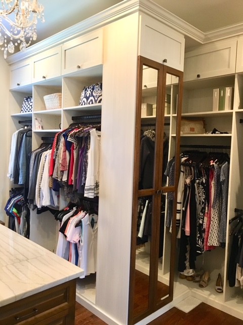 Two Tone Dressing Room