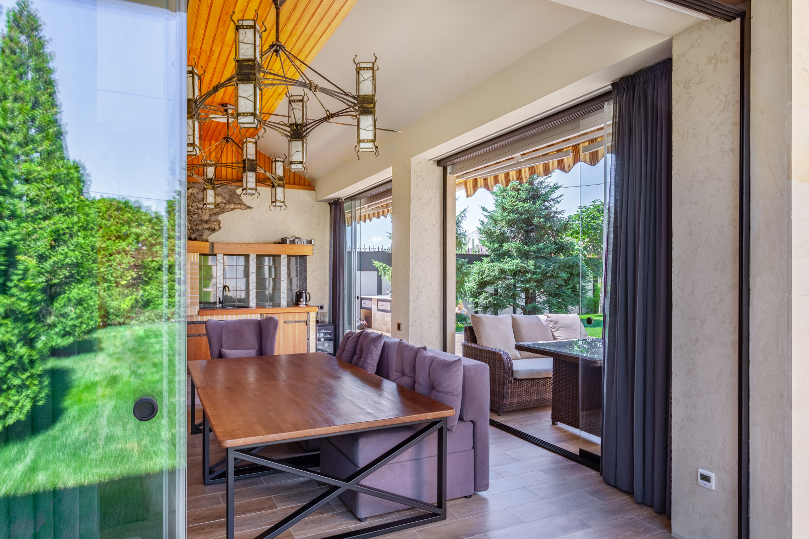 Бизнес "АЛЮМСТРОЙ"